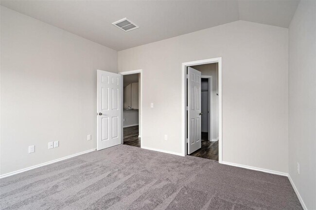 Building Photo - 23431 Dovetail Colony Ct