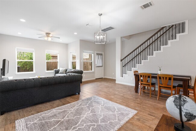 Building Photo - 17137 Wilthorne Colony Ct