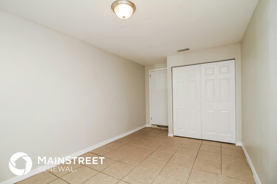 Building Photo - 535 San Lanta Cir