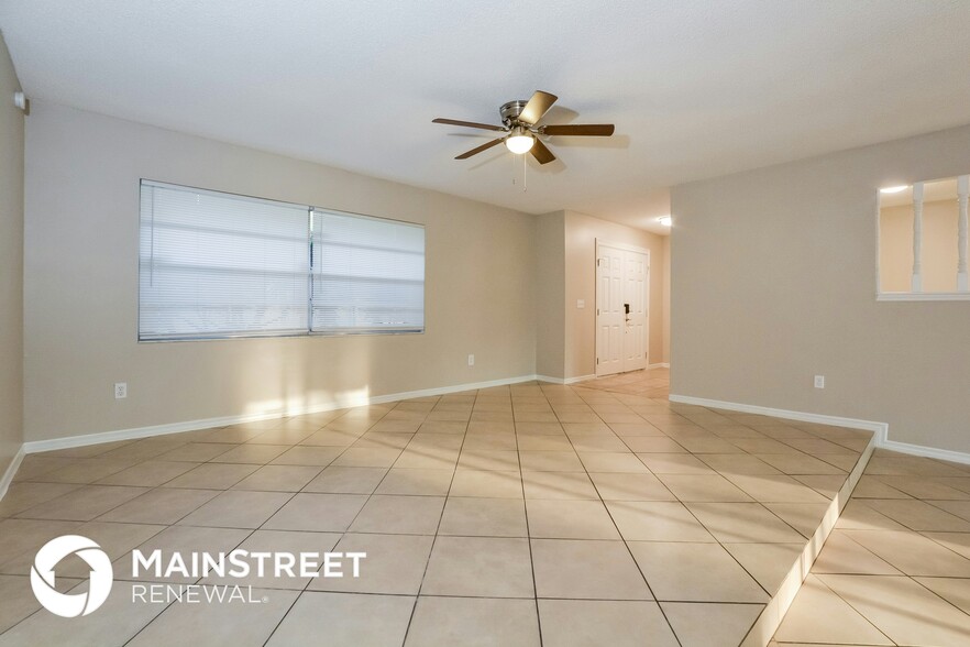 Building Photo - 2518 Bon Air Dr