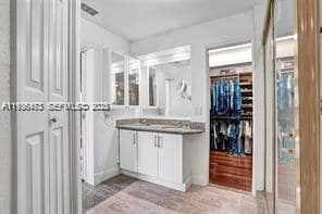 Building Photo - 13015 Biscayne Island Terrace