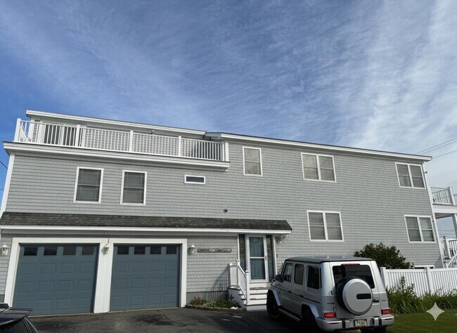 Building Photo - 112 Ocean Dr
