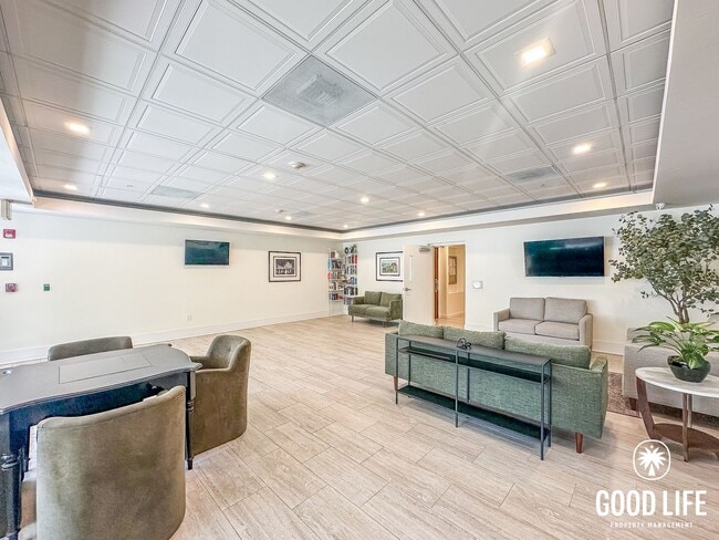 Building Photo - Luminous 3BD/2BA Corner Unit in Little Italy with City Views, W/D & Private Balcony