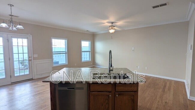 Building Photo - 1747 Oak Brook Ln NW