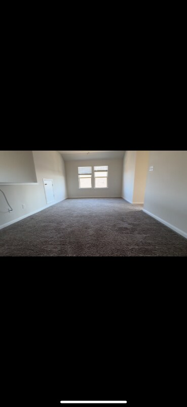 Building Photo - 1103 Wagon Wheel Way