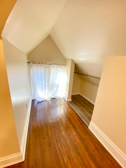 Bedroom 1 - 1372 Neil Ave