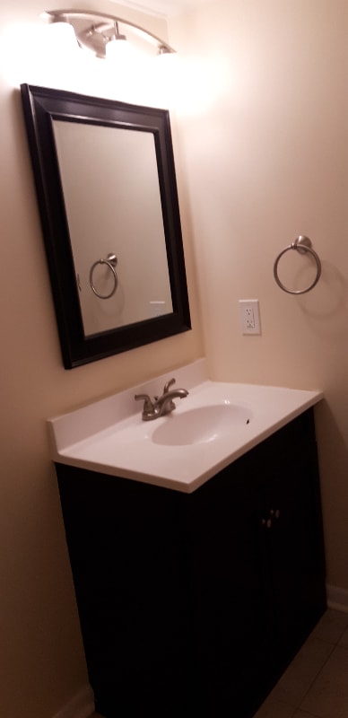 Building Photo - 1562 Malibu Pl