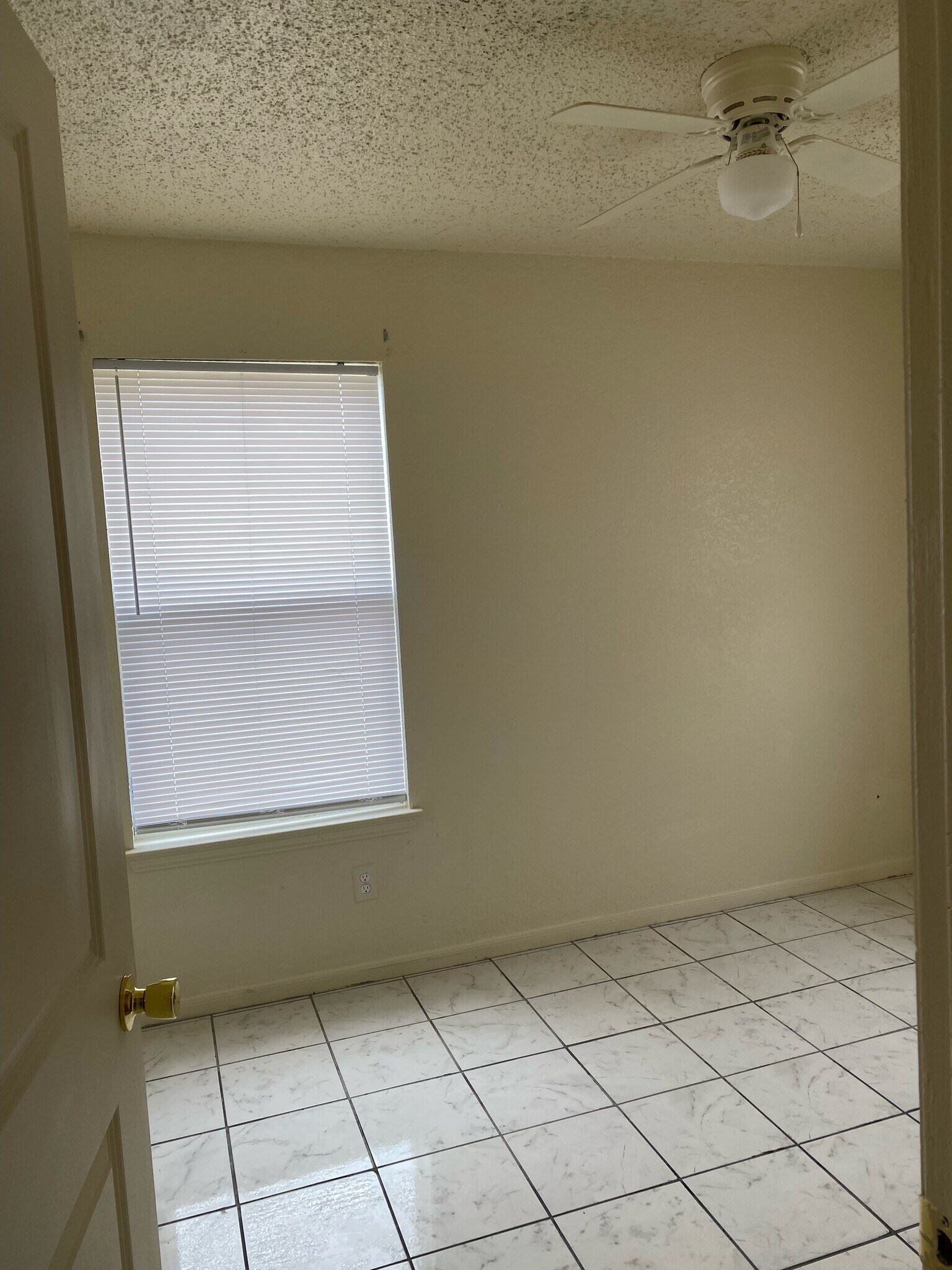 Building Photo - 1104 Georgetown Rd