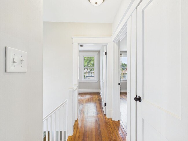 Building Photo - 3302 Garland Ave