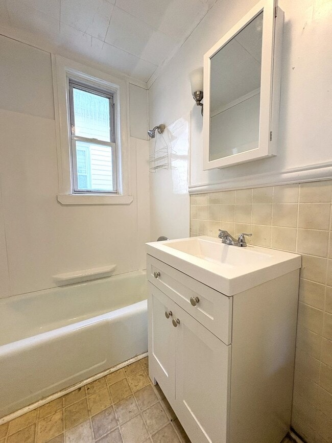 Building Photo - 21-27 Clare St, Lowell