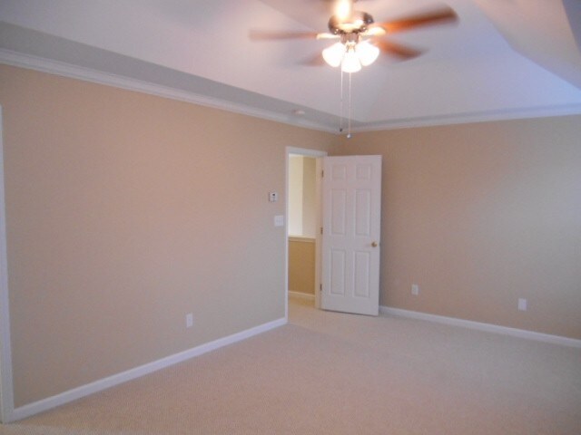 Building Photo - 503 N Waters Edge Dr