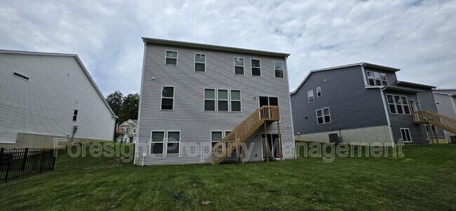Building Photo - 653 Mill Stone Dr