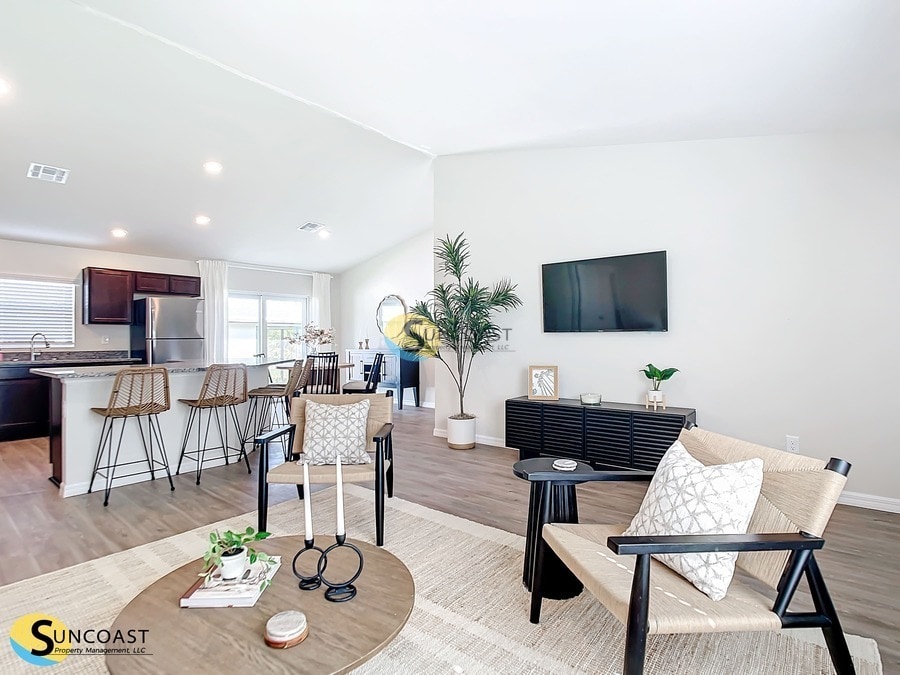 Building Photo - 13 Sellner Pl