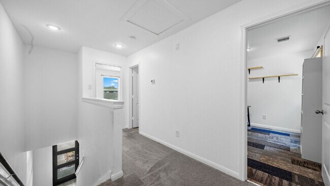 Building Photo - Welcome home to this charming 2-bedroom, 1-bath home in the growing Marie Village community of Co...