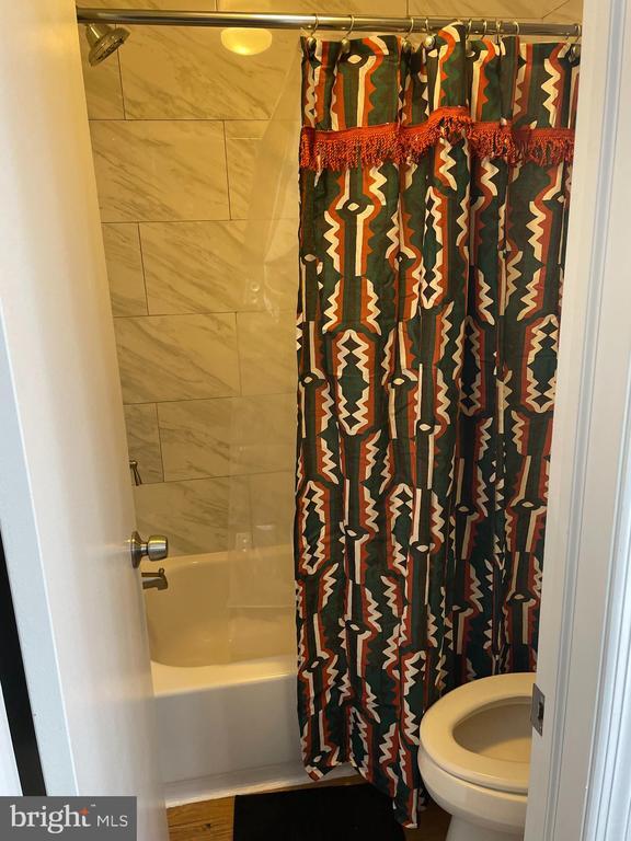 Building Photo - 2940 Yarling Ct