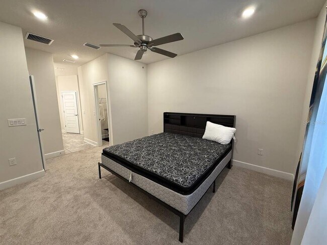 Building Photo - 3828 Sagefield Dr
