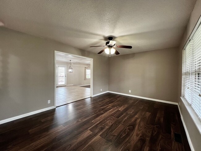 Building Photo - 895 Marion Anderson Rd