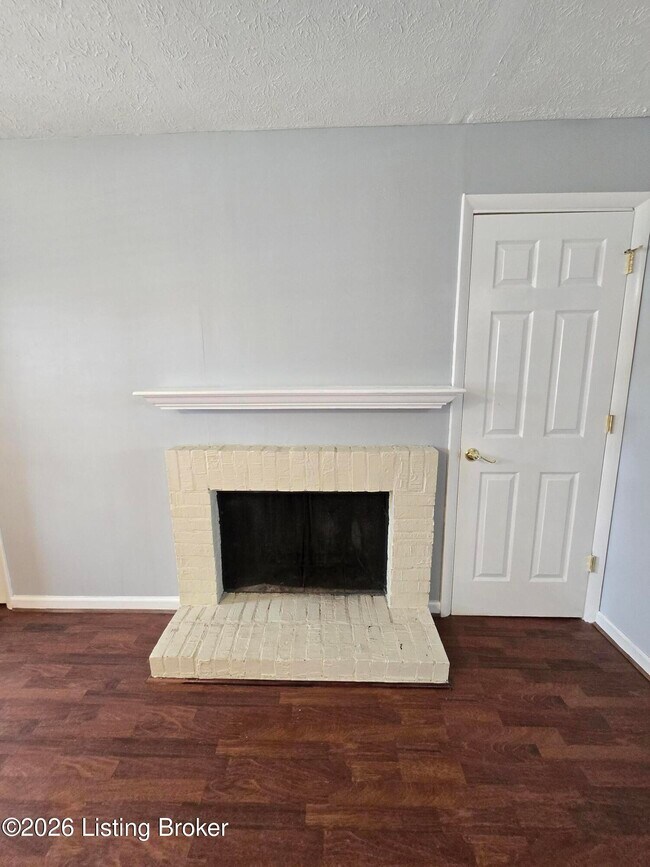 Building Photo - 2831 Goose Creek Rd