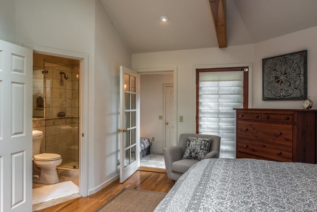 Building Photo - 2505 2nd Ave