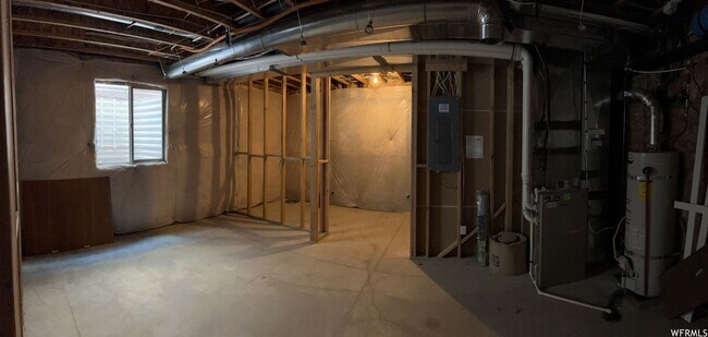 Building Photo - Beautiful 3 Bed 2.5 Bath - 2 Story Home in...