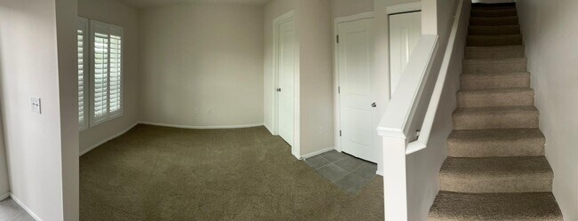 Building Photo - 3507 30th Dr