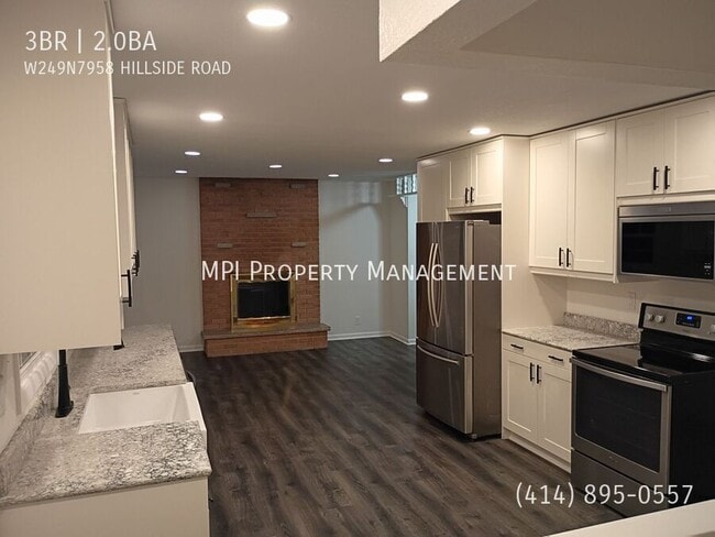 Building Photo - W249N7958 Hillside Rd