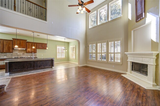 Building Photo - 9230 Hernshead Ln