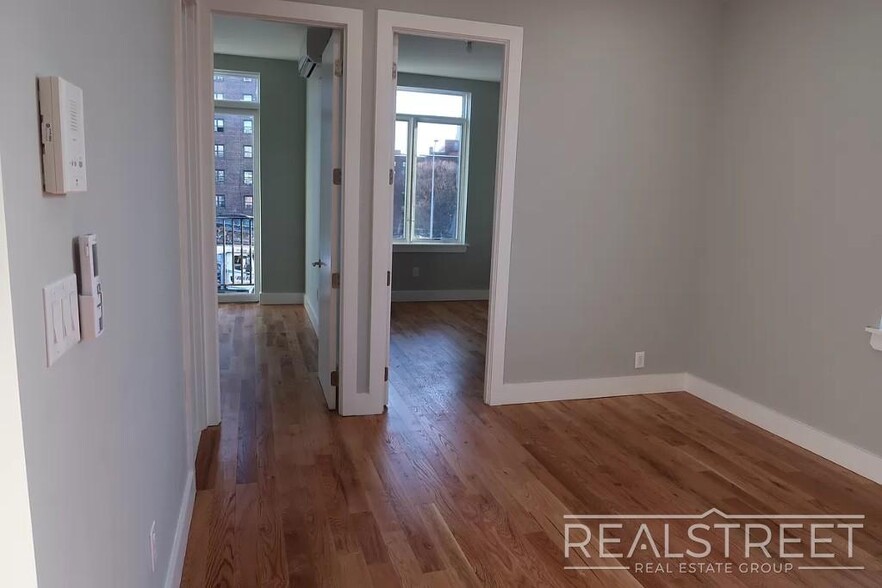 Building Photo - New 2 BEd in Fort Greene with Roof Deck & ...