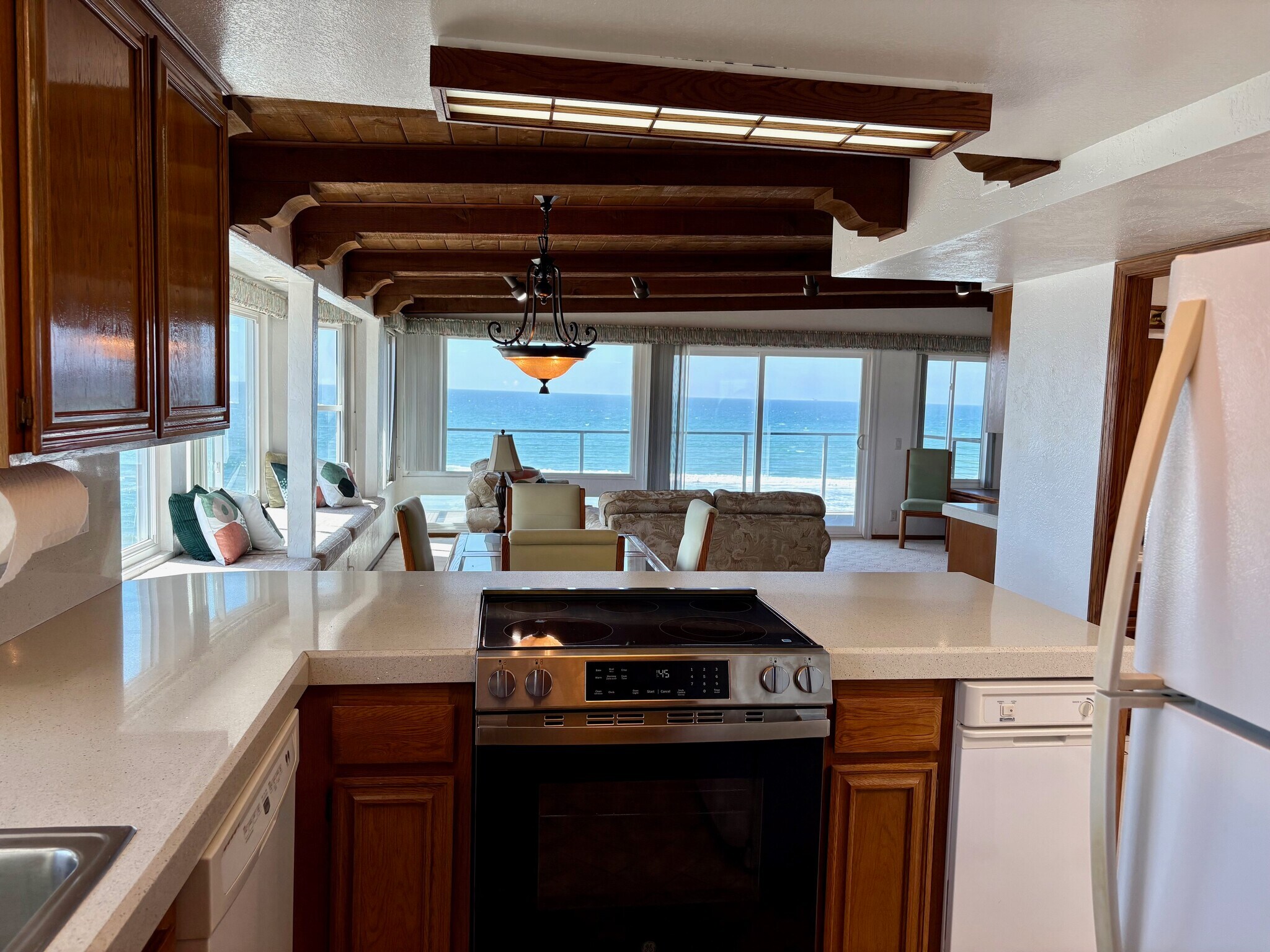 Building Photo - 1320 Seacoast Dr