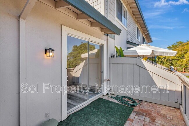 Building Photo - 4450 Starboard Ct