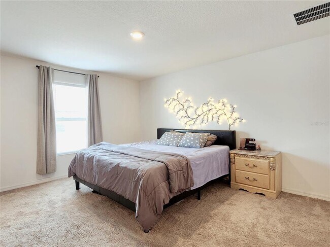 Building Photo - 1679 Wynford Cir