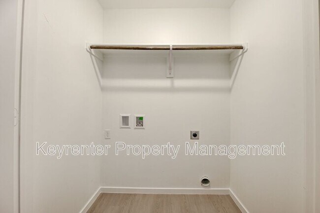 Building Photo - 12612 Huntington Rdg Wy