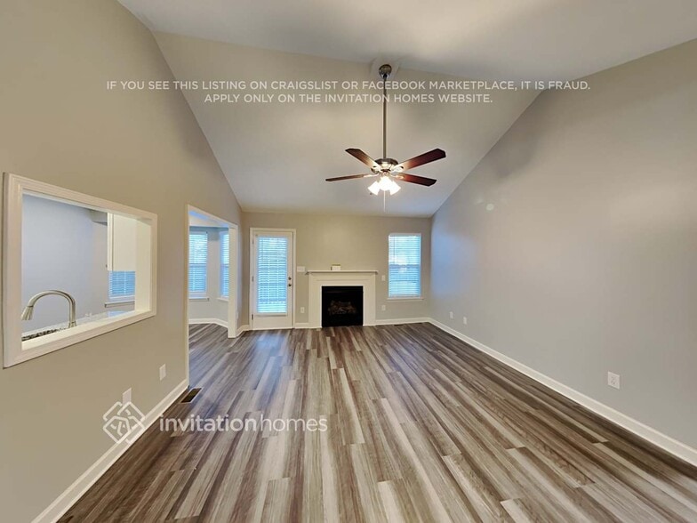 Building Photo - 3901 Cassidy Dr