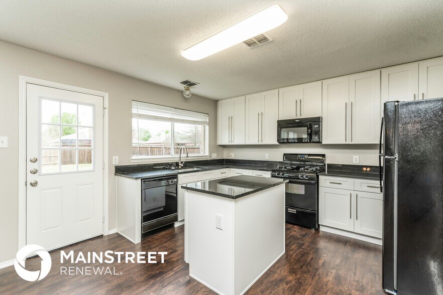 Building Photo - 312 Cherrywood Trail