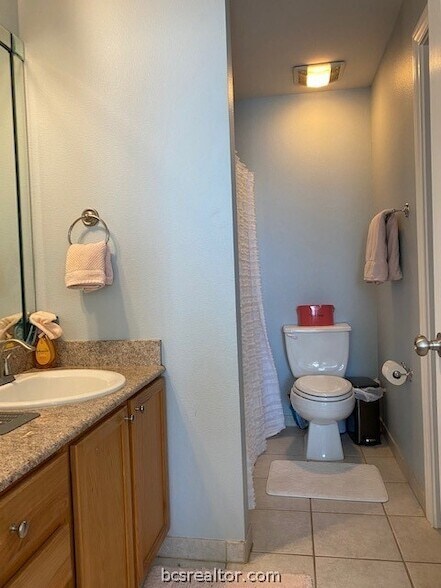 Building Photo - 801 Luther W St