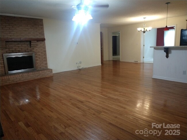 Building Photo - 10115 Elmsbrook Ln