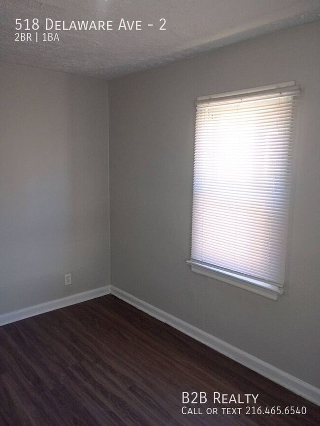 Building Photo - 518 Delaware Ave