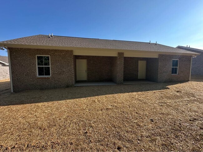 Building Photo - 336 Three Brothers Wy