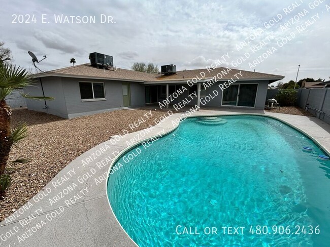 Building Photo - 2024 E Watson Dr