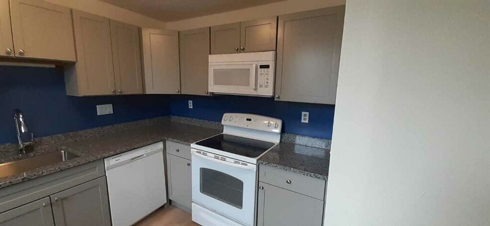 3rd view of remodeled kitchen - 6344 Aurelia St
