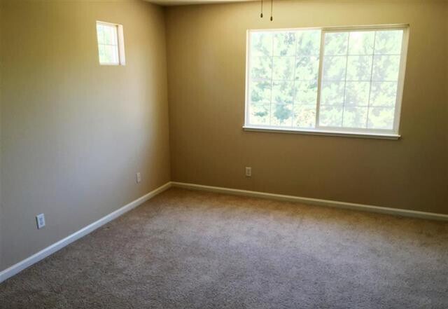 Building Photo - 2520 Roman Dr