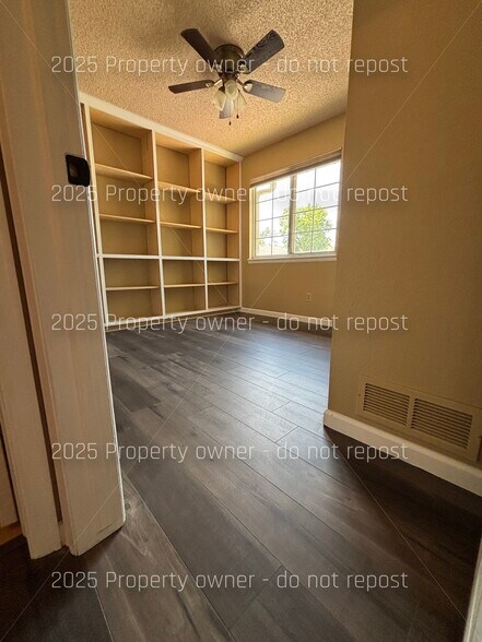 Building Photo - 2010 S Xenia Way