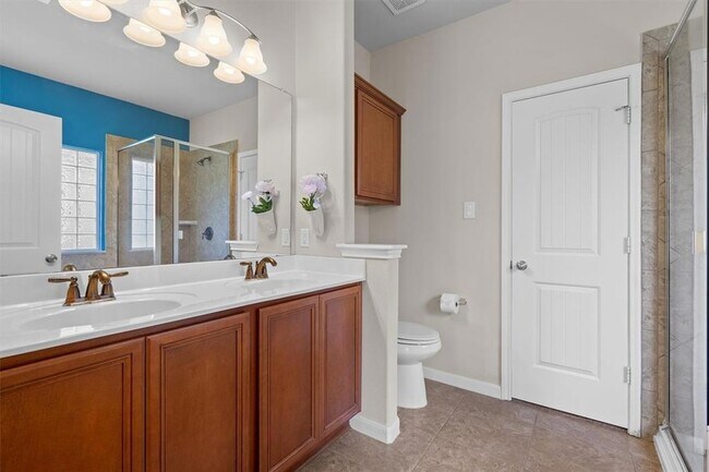 Building Photo - 8540 White Ibis Dr