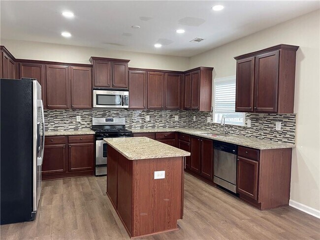 Building Photo - 5445 Stevehaven Ln