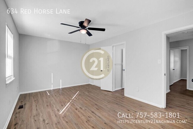 Building Photo - 634 Red Horse Ln