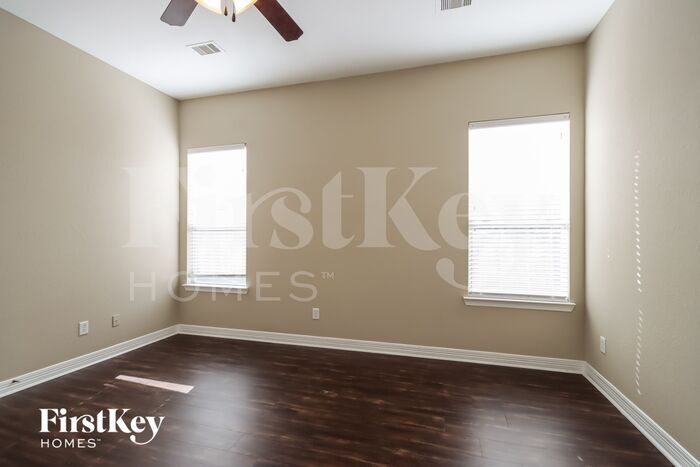 Building Photo - 21630 Hansom Dr