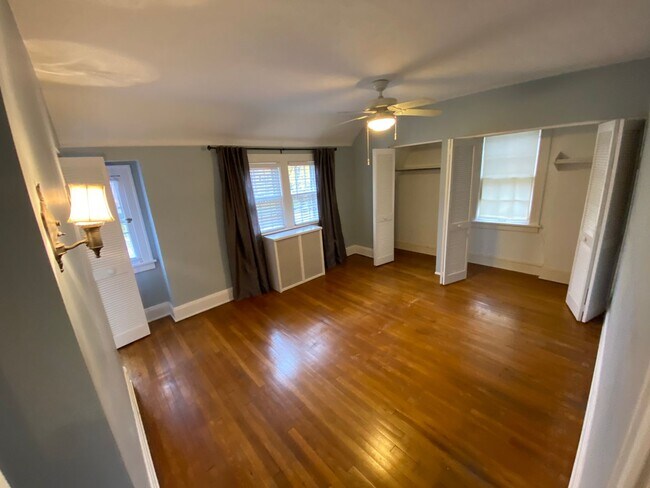 Building Photo - 2975 Claremont Rd