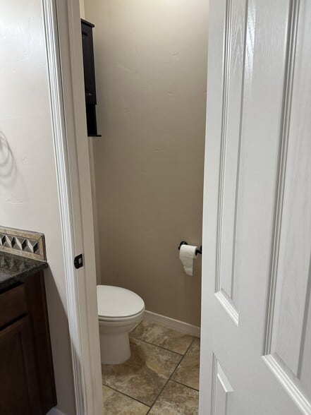 Building Photo - 7470 Sierra Linda Ct