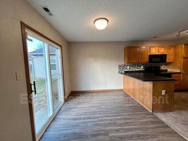 Building Photo - 6316 Long River Ln