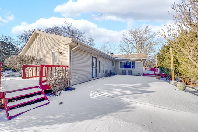 Building Photo - 2226 Shannondale Dr